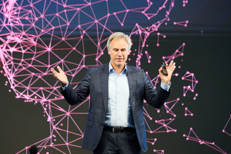 15. IPV-Jahrestagung 2024 - Achim Berg
„KI – Bedeutung und Nutzung für Versicherungsbranche und Industrie"